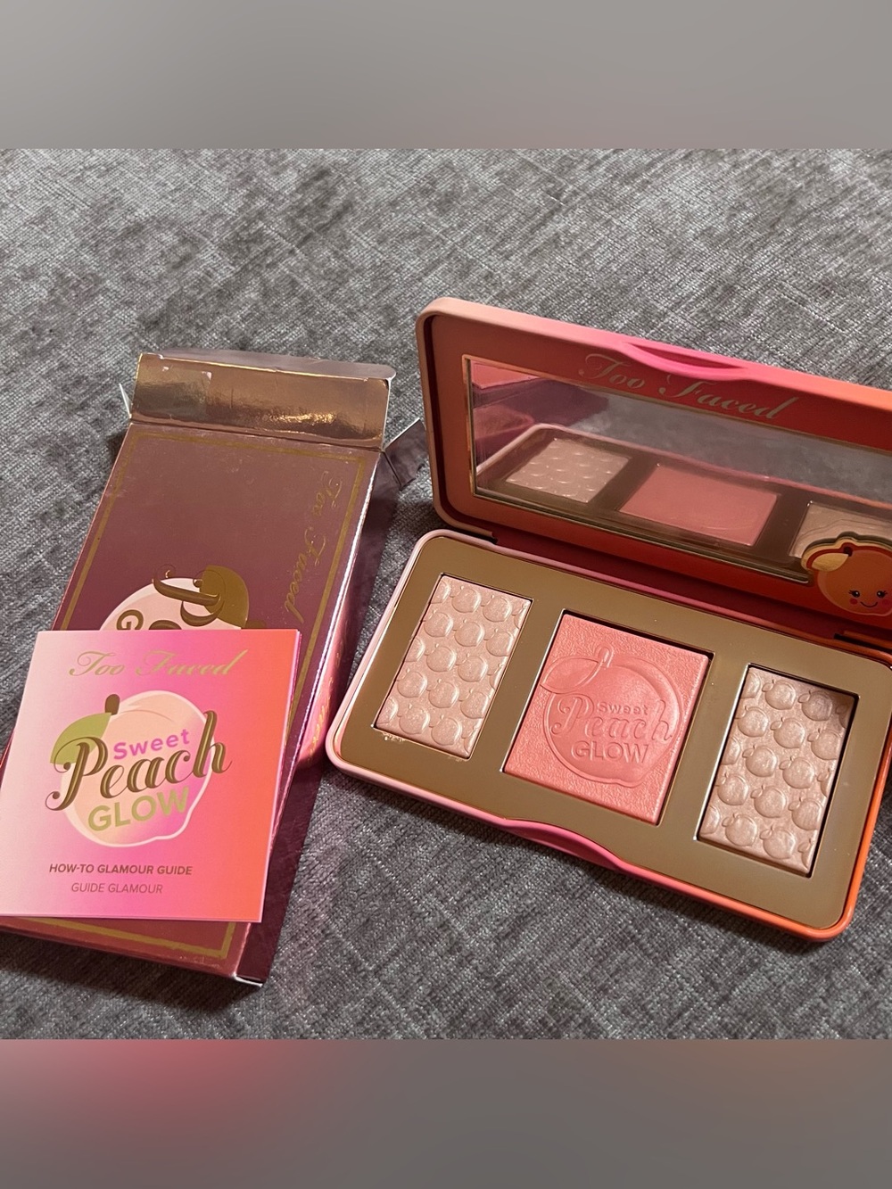 Too Faced Sweet Peach Glow Highlighting Palette